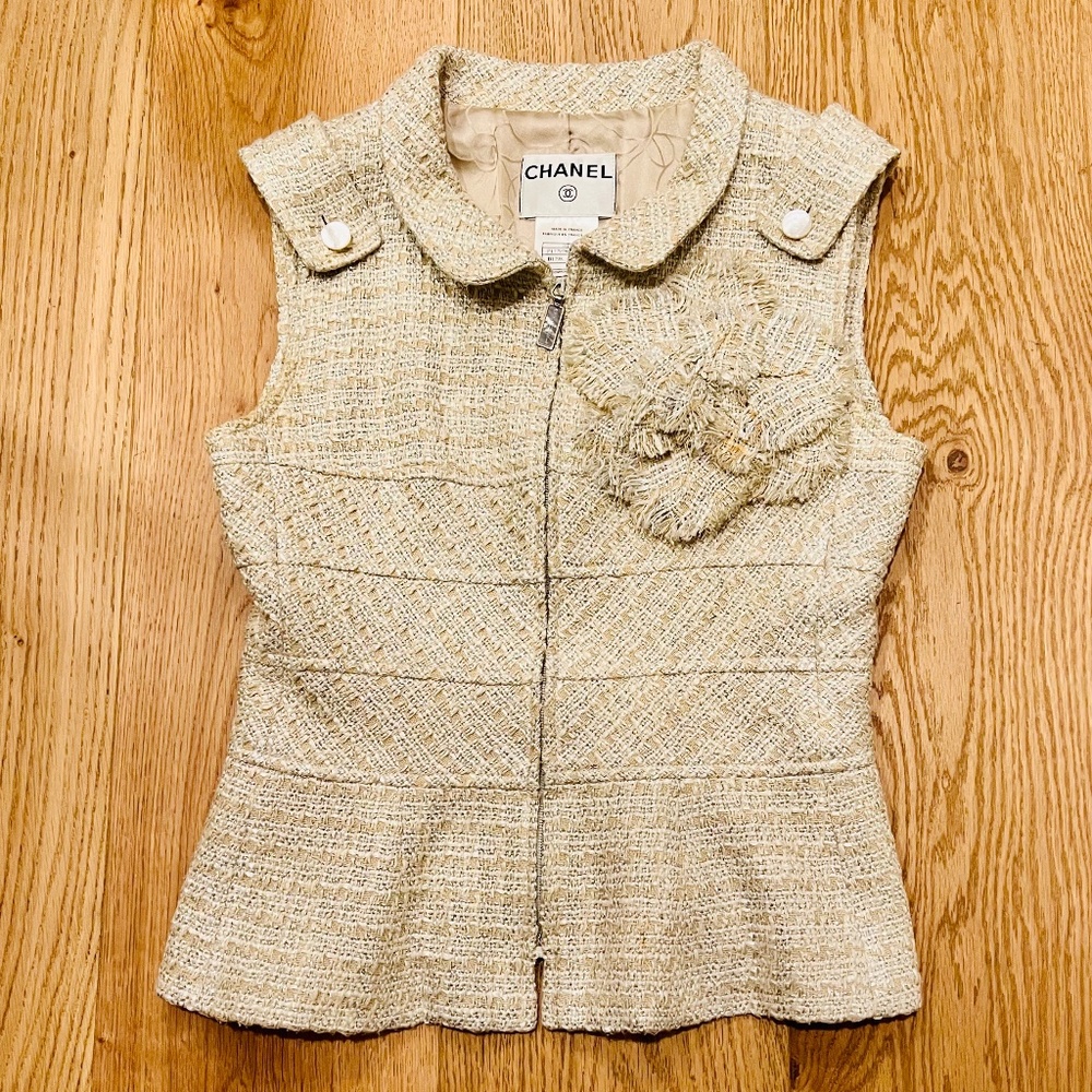 CHANEL Metallic Tweed Top